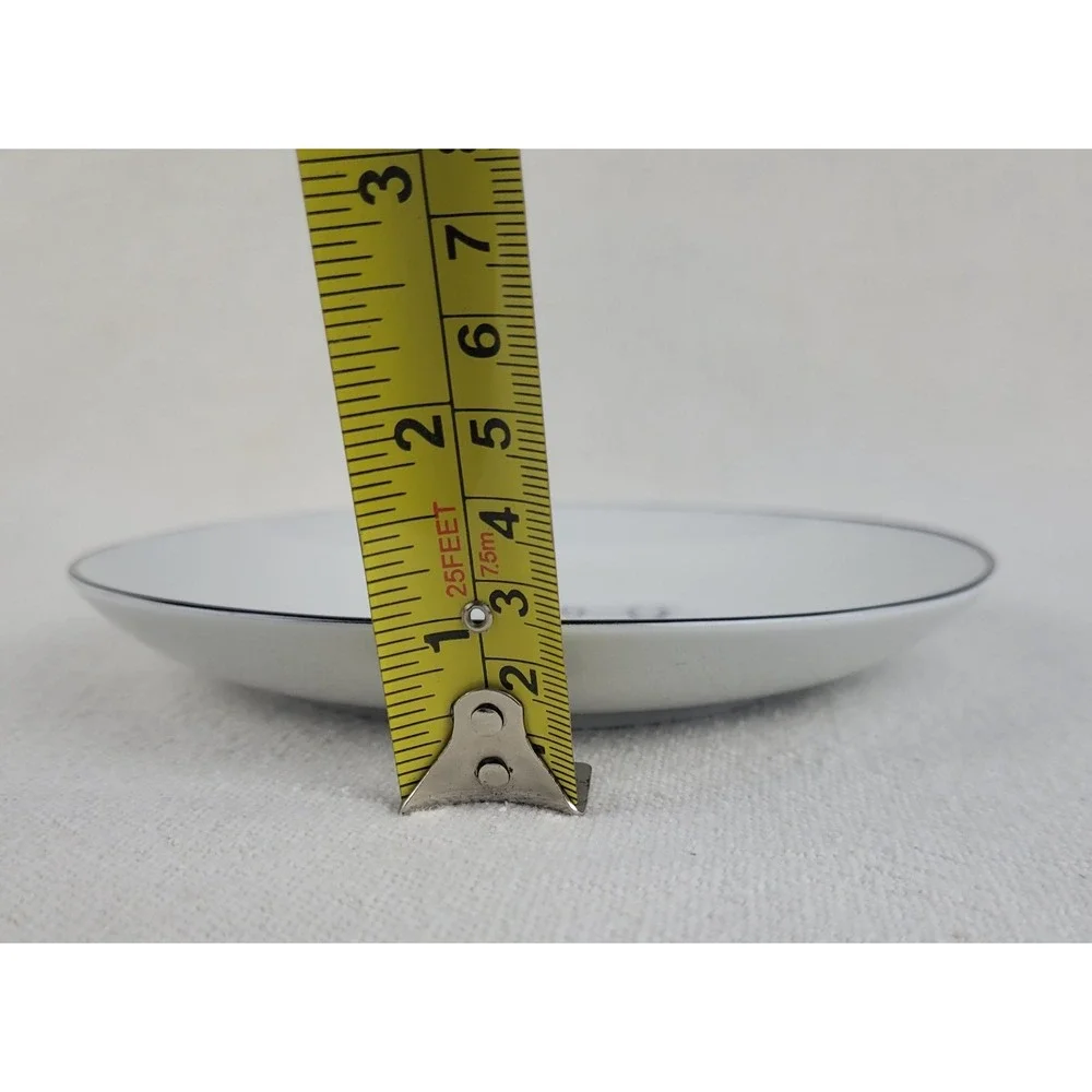 Crate & Barrel Ceramic Party Plates Appetizer Whimsical Lounge Scenes Set of‎ 6